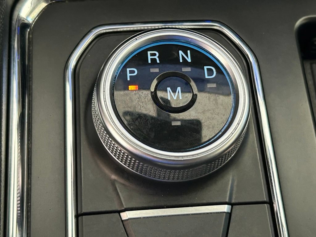 Used 2024 Ford Expedition XLT AWD/4WD image 9