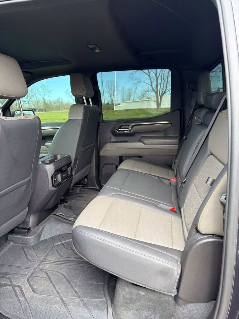 Used 2024 Chevrolet Silverado 1500 ZR2 w/ Technology Package image 13