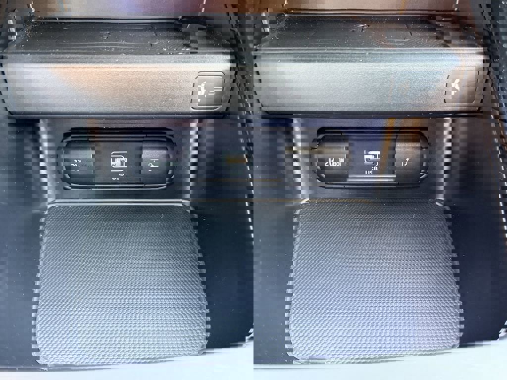 Used 2024 Kia Forte GT image 28