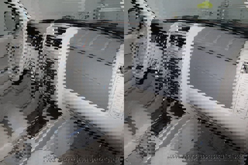 Used 2008 Ford Escape XLT image 26