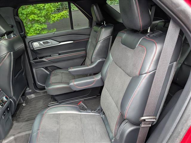 Used 2025 Ford Explorer ST AWD/4WD image 27