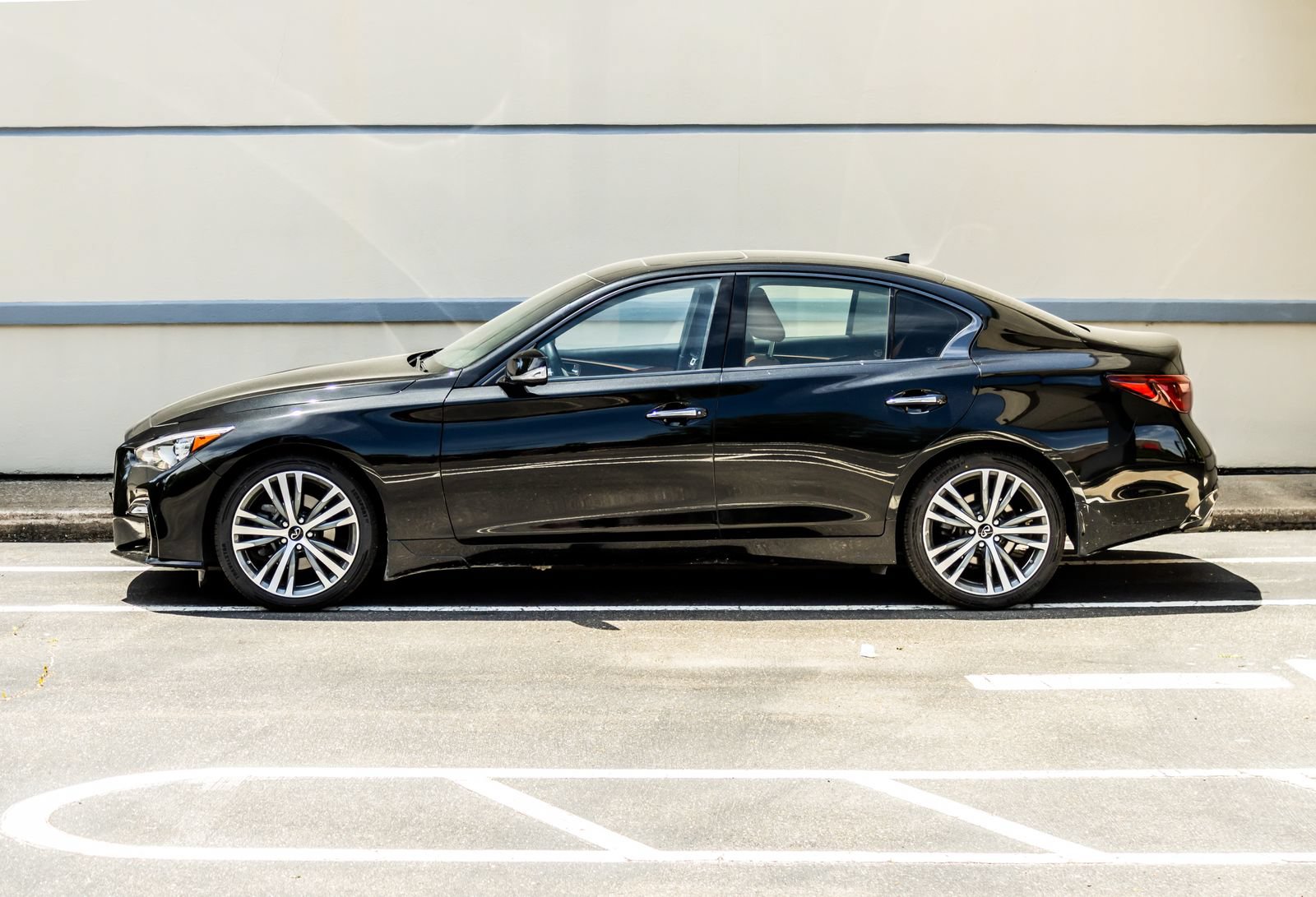 Used 2023 INFINITI Q50 Sensory AWD/4WD image 7