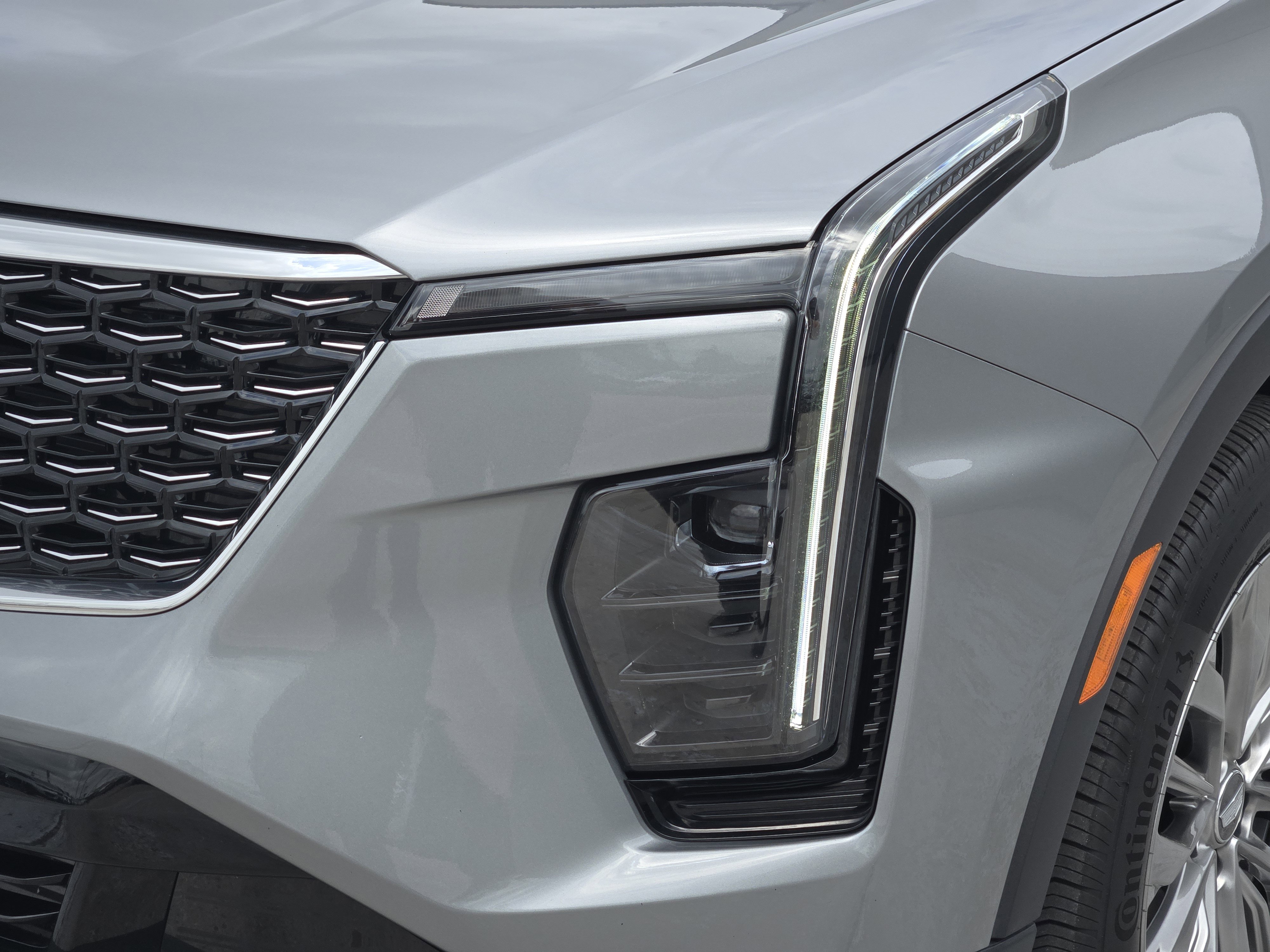 Used 2025 Cadillac XT4 Premium Luxury AWD/4WD image 11