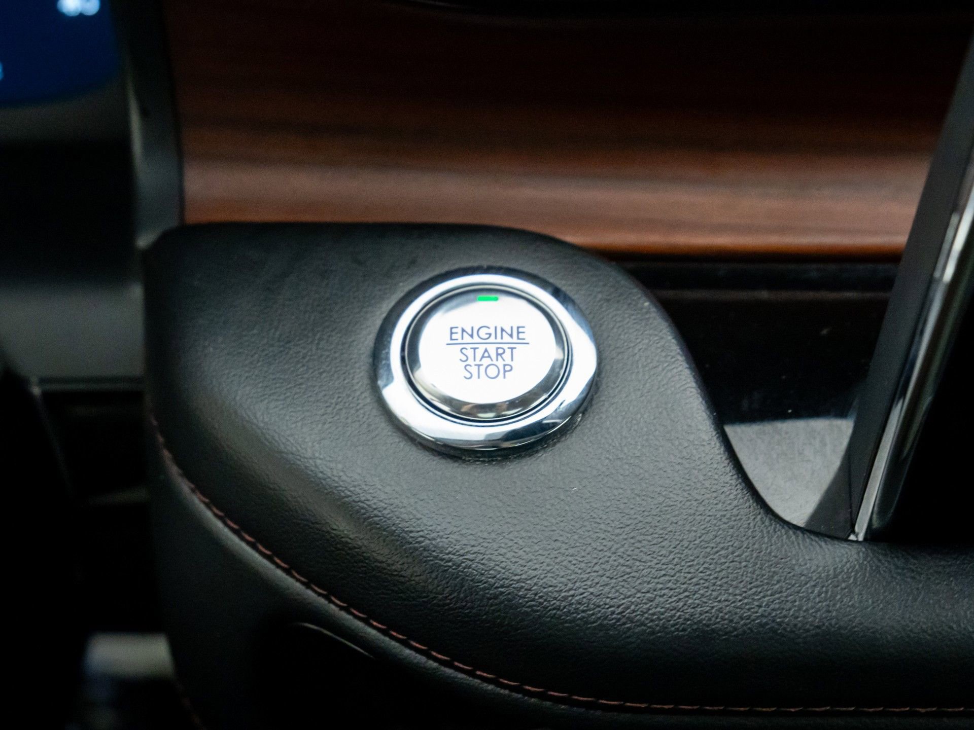 Used 2023 Lincoln Aviator Reserve w/ Equipment Group 201A image 22