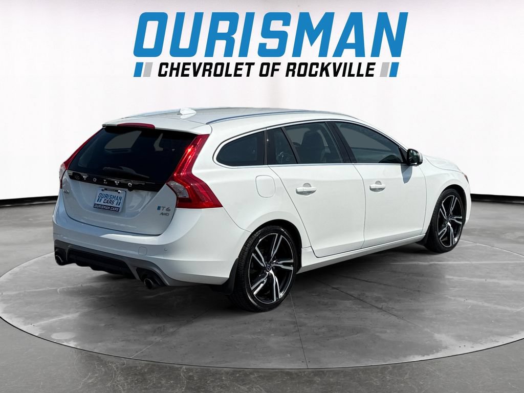 Used 2017 Volvo V60 T6 R-Design Platinum w/ Climate Package AWD/4WD image 6