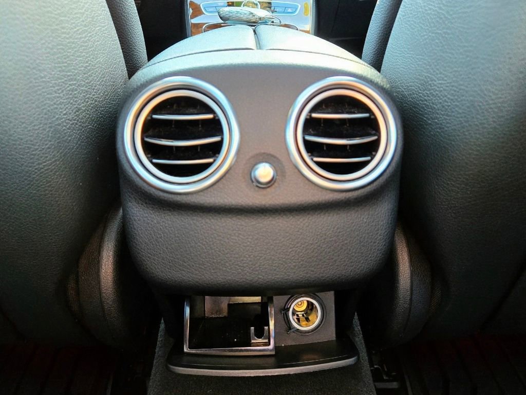 Used 2020 Mercedes-Benz E 450 4MATIC Sedan w/ Driver Assistance Package image 41