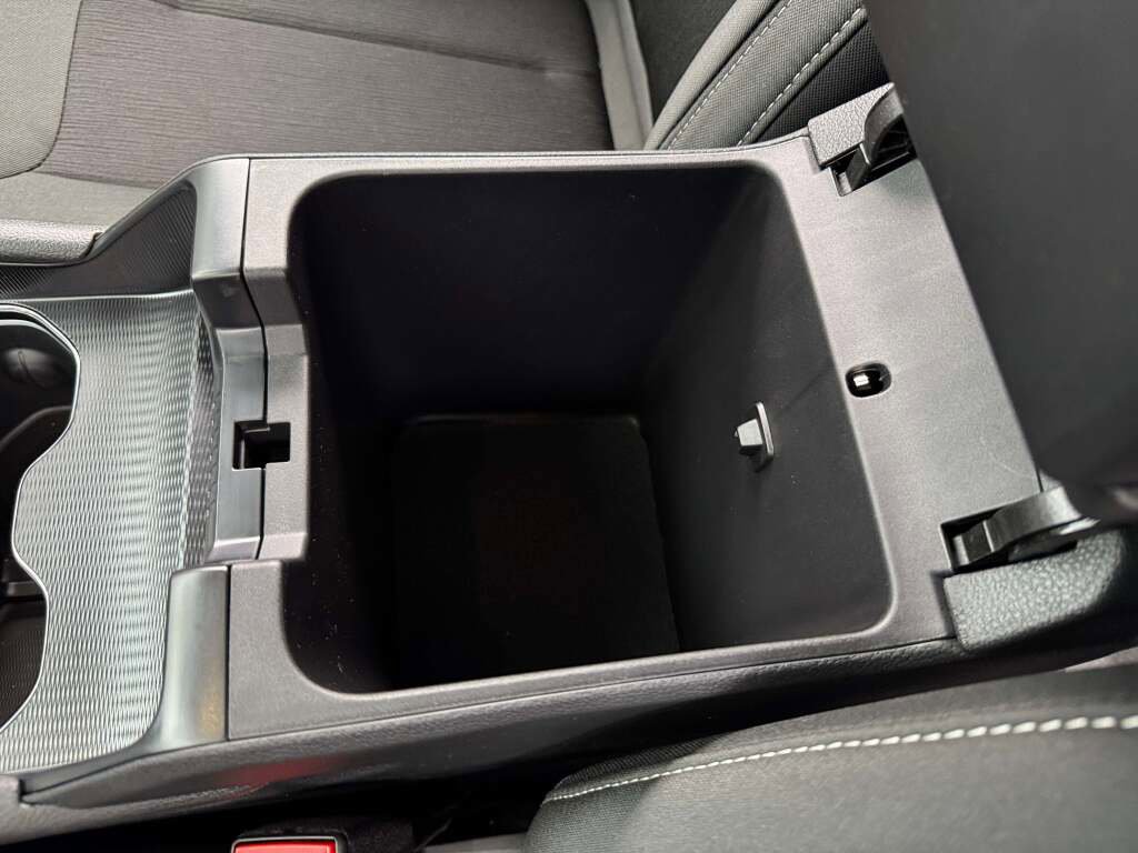 New 2025 Jeep Grand Cherokee L Laredo image 33