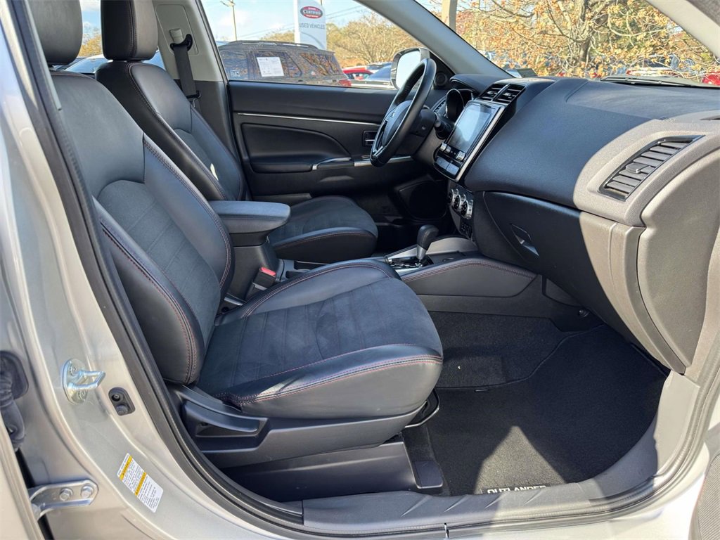 Used 2024 Mitsubishi Outlander Sport ES image 14