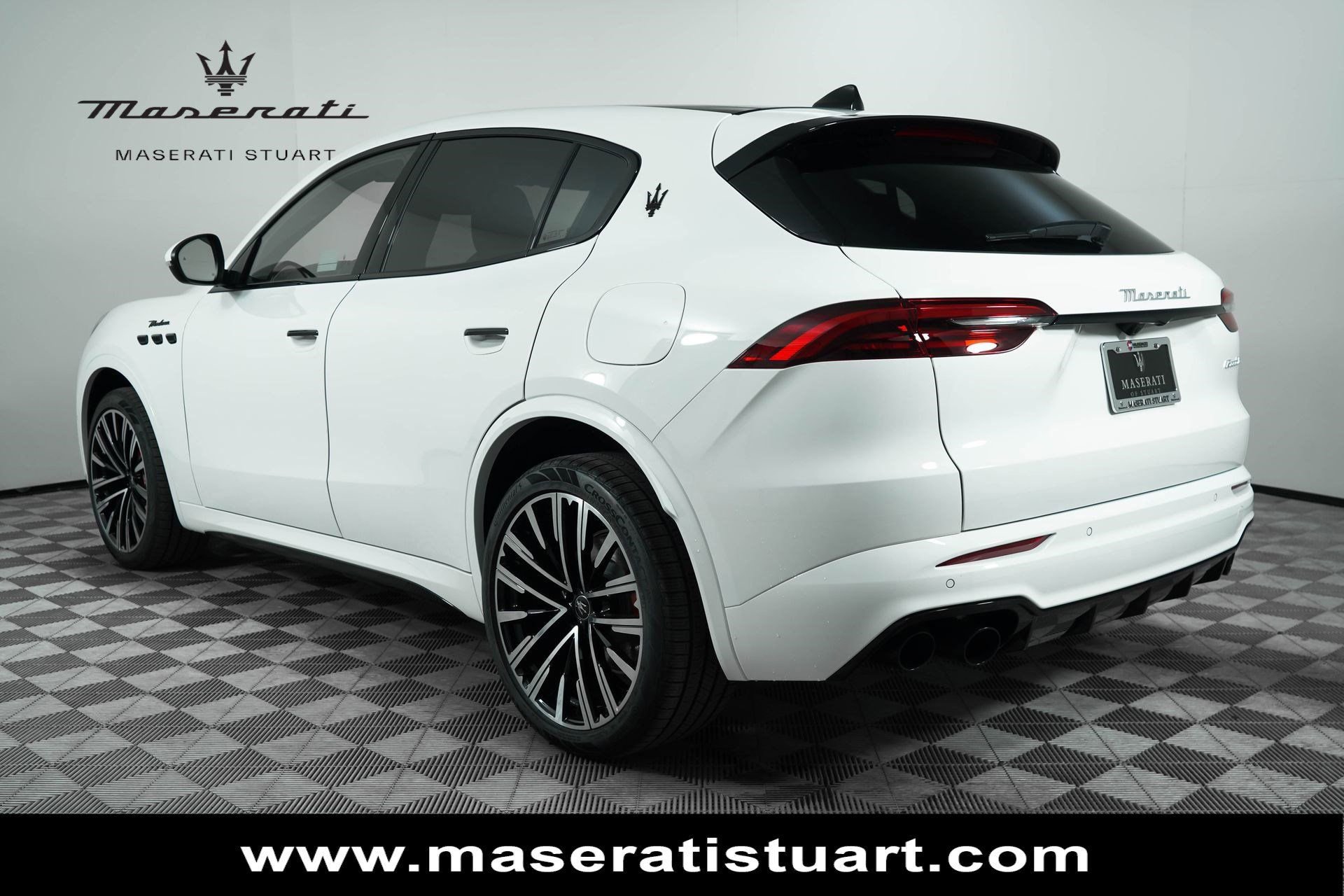 New 2025 Maserati Grecale Modena AWD/4WD image 5