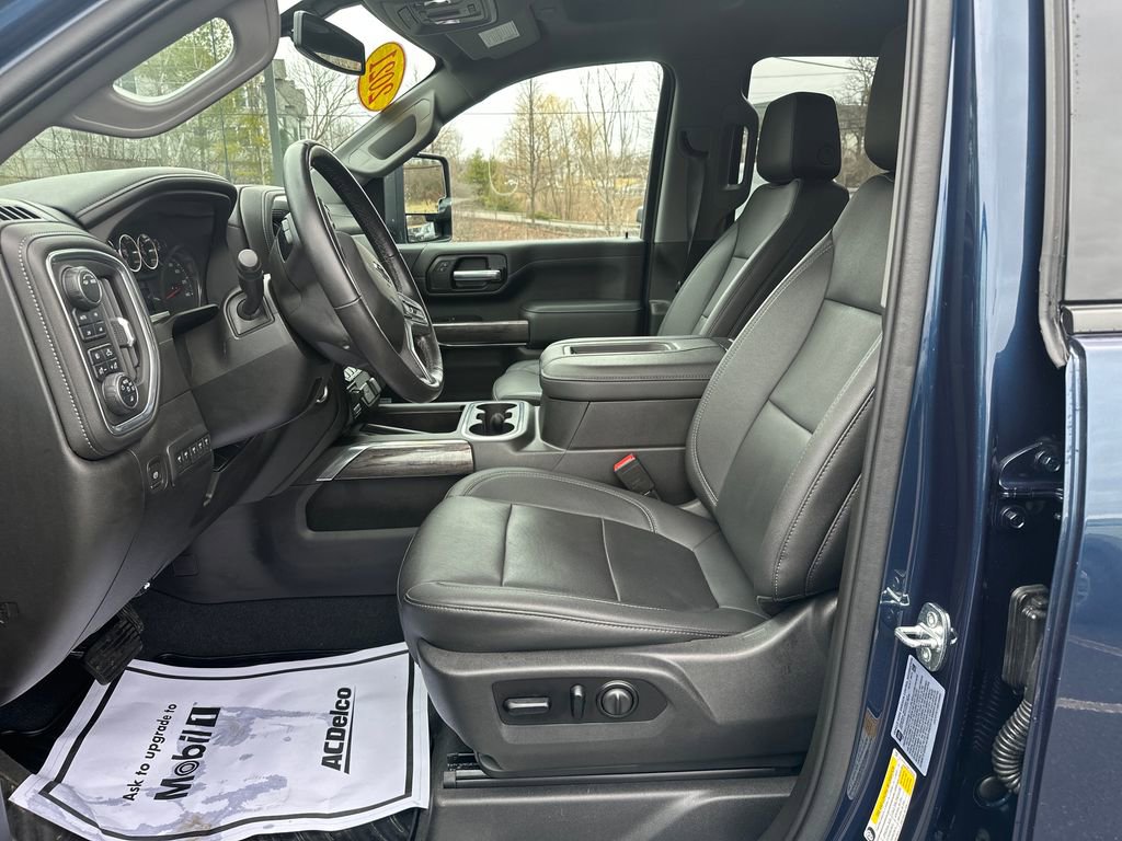 Used 2021 Chevrolet Silverado 2500 LTZ w/ LTZ Plus Package image 9