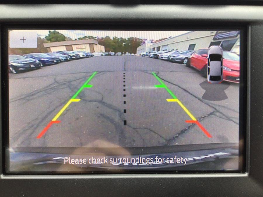 Used 2020 Ford Fusion SE image 12