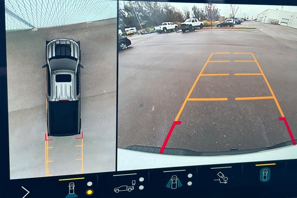 Certified 2022 Chevrolet Silverado 1500 LT Trail Boss w/ LT Trail Boss Premium Package image 17