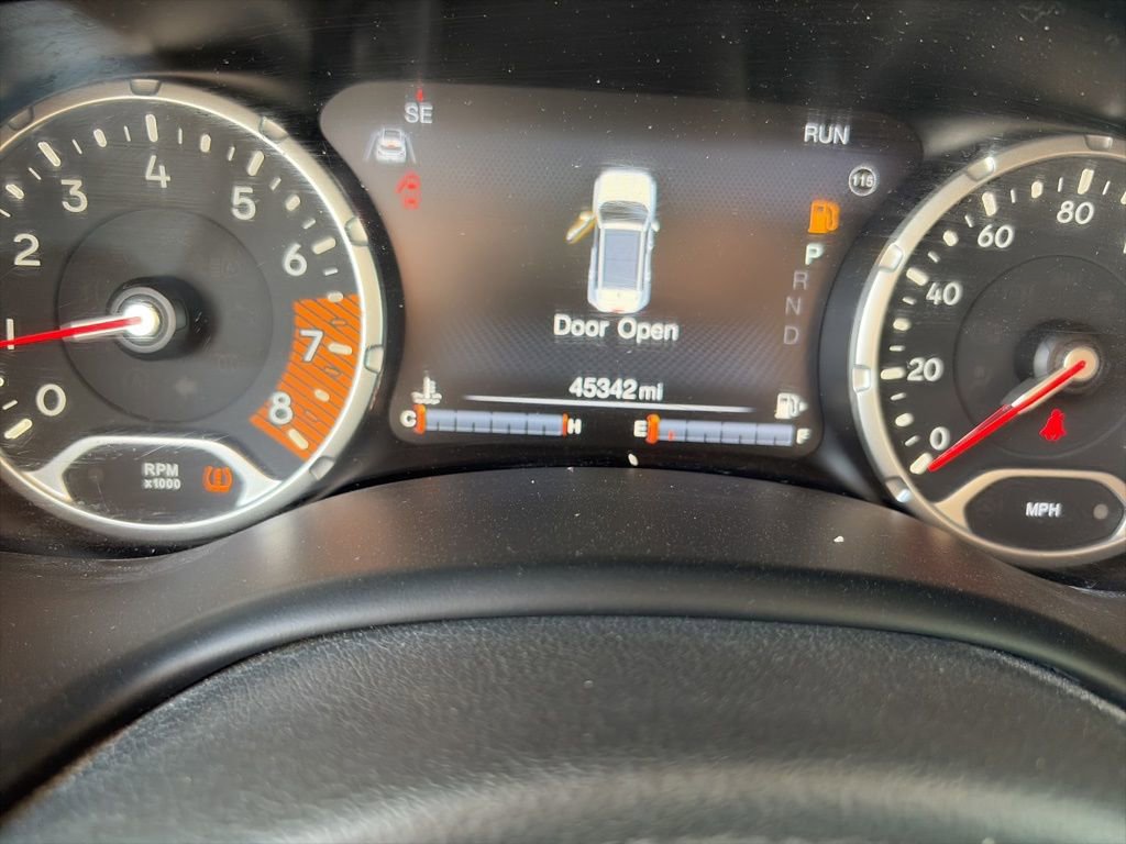 Used 2021 Jeep Renegade Latitude image 16