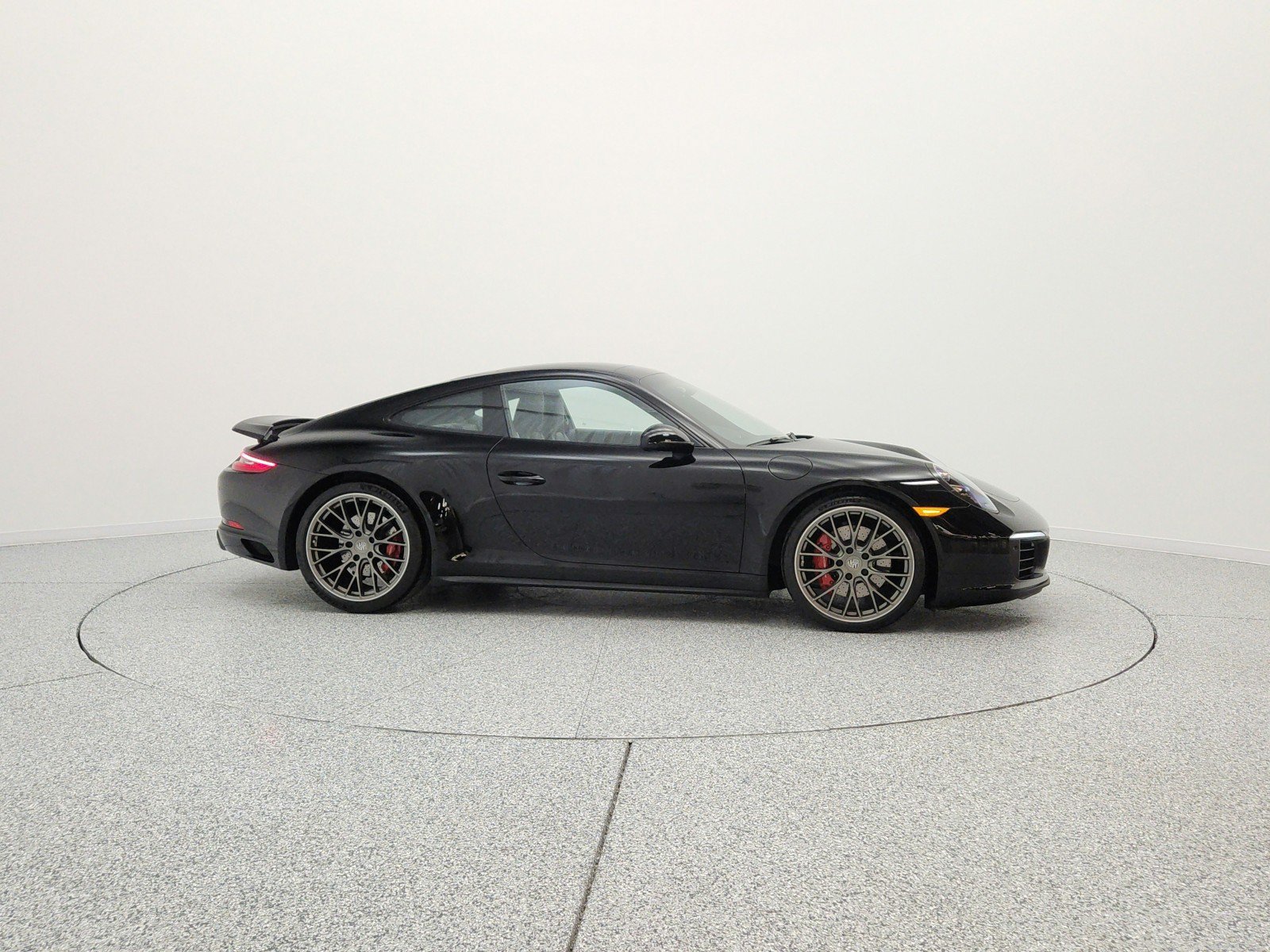 Used 2018 Porsche 911 Carrera 4S AWD/4WD image 4