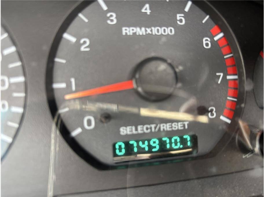 Used 1999 Ford Mustang GT RWD image 10