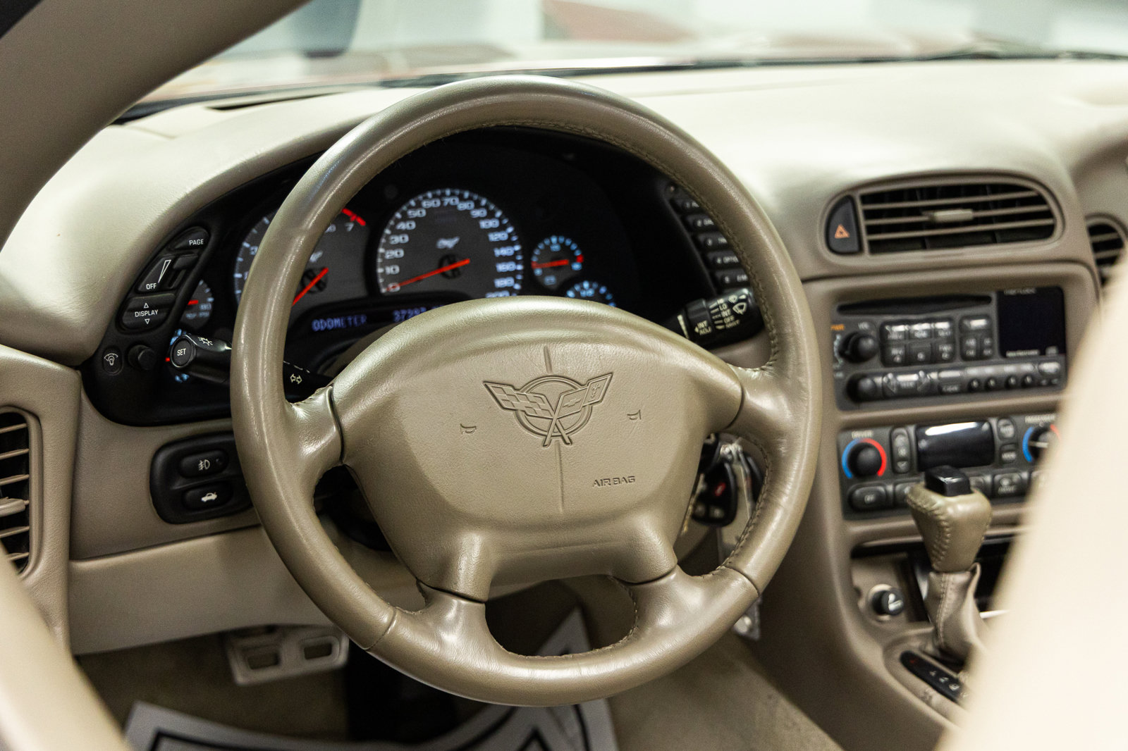 Used 2003 Chevrolet Corvette Convertible w/ Preferred Equipment Group1 RWD image 30