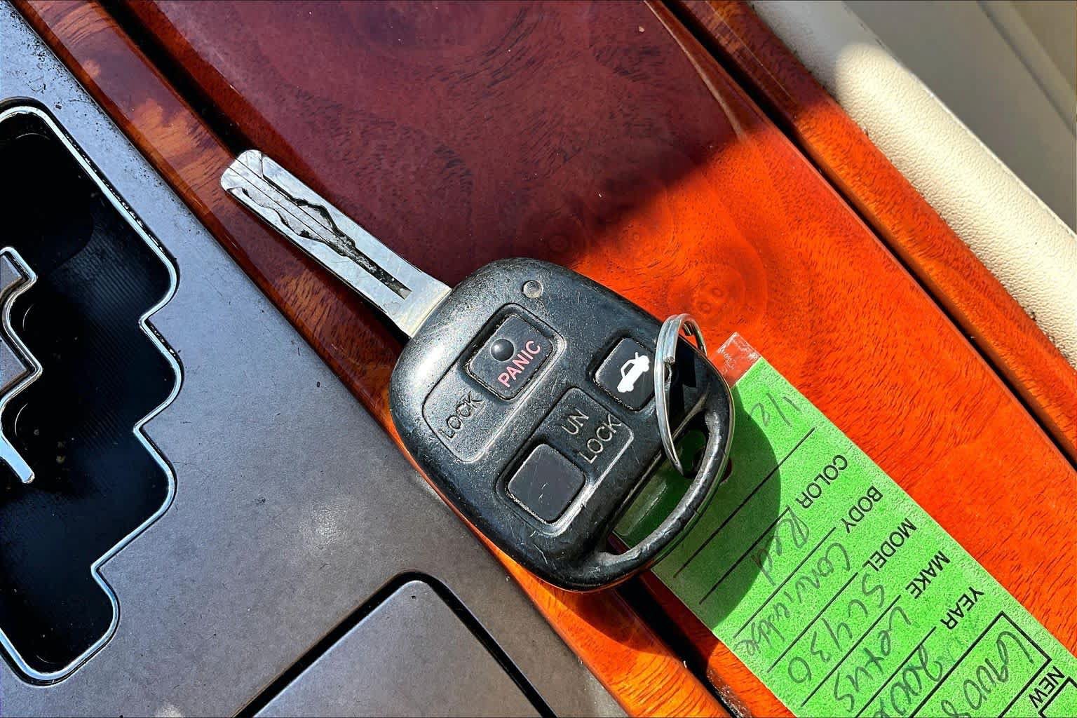 Used 2006 Lexus SC 430 Convertible w/ Preferred Accessory Pkg RWD image 12