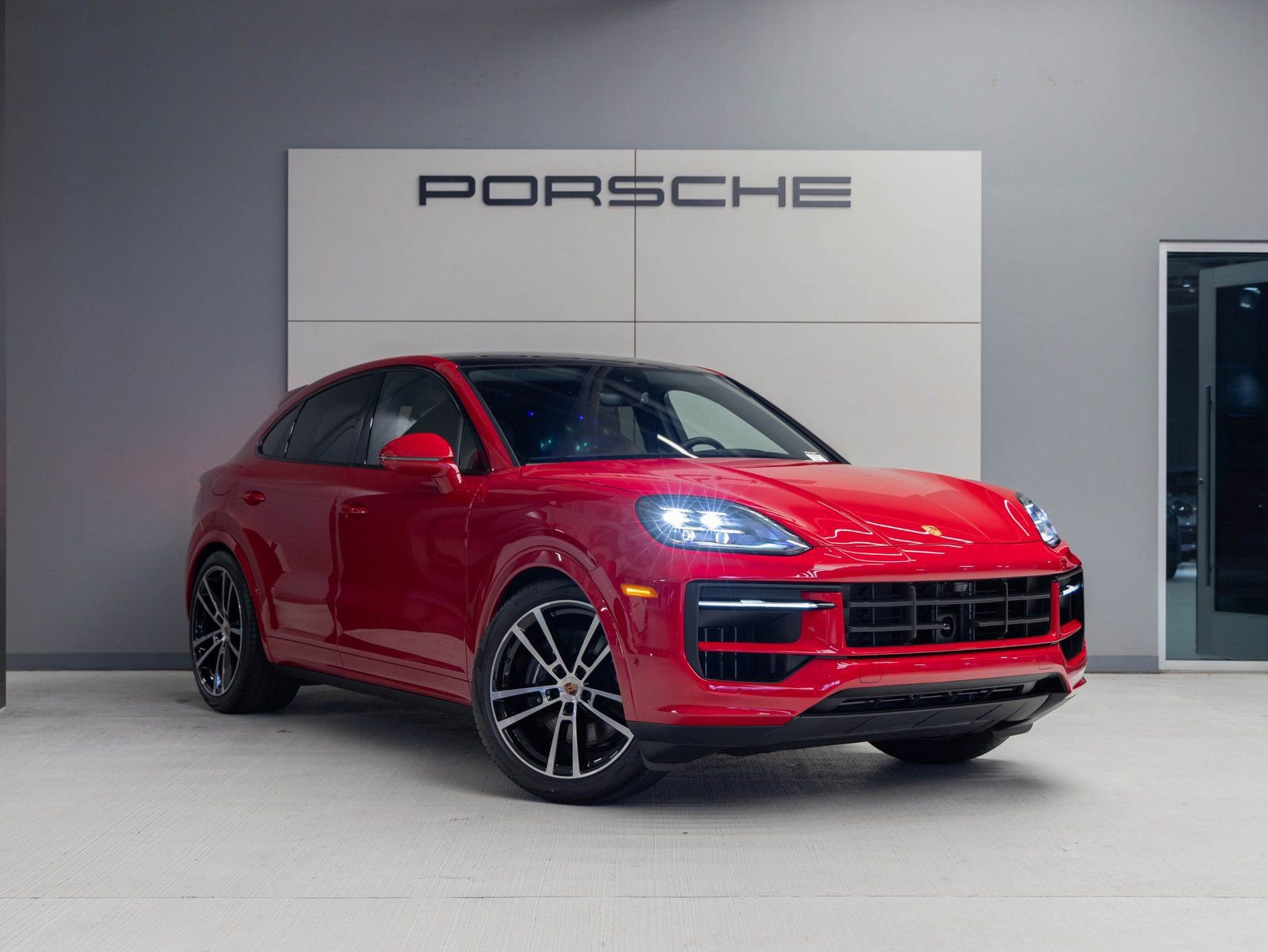 New 2026 Porsche Cayenne Coupe AWD/4WD image 9