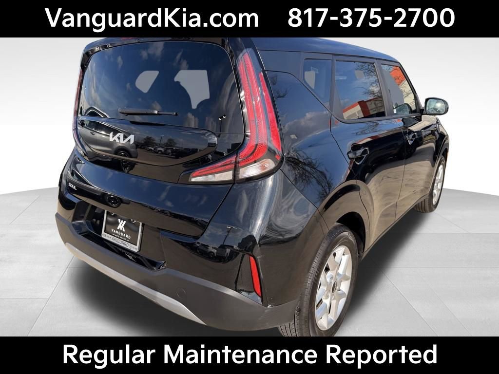 Certified 2025 Kia Soul S image 4