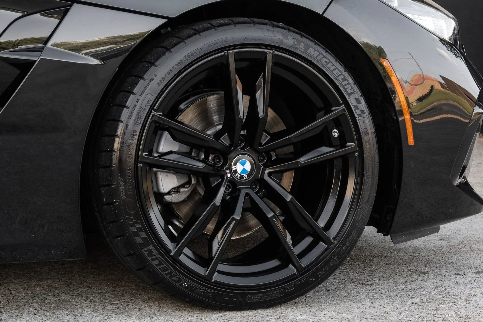 Used 2024 BMW Z4 sDrive30i w/ Convenience Package RWD image 58