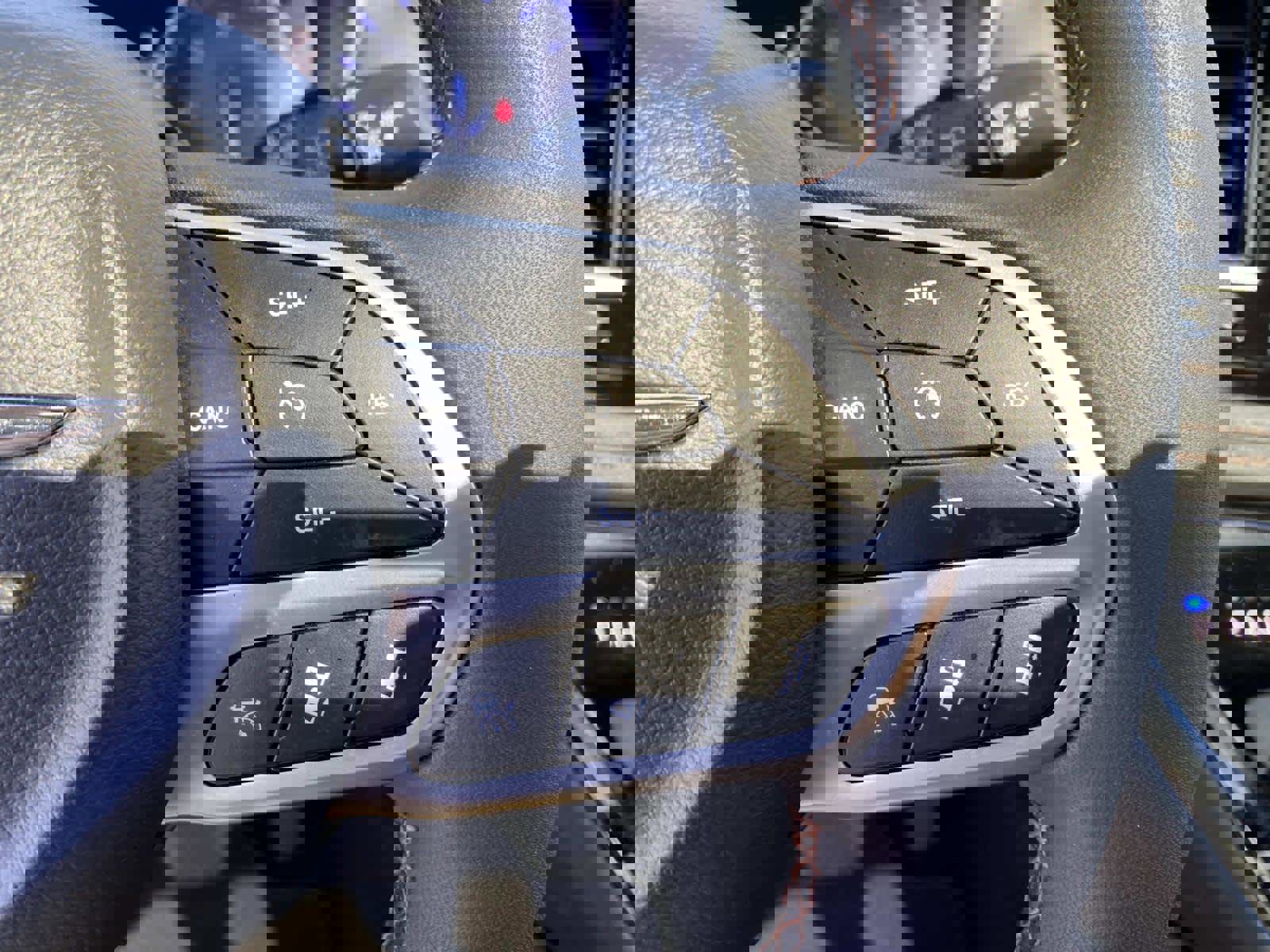 Certified 2025 Chrysler Pacifica Pinnacle image 18