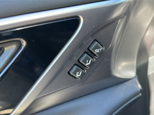 Used 2023 Subaru Outback Limited XT AWD/4WD image 18