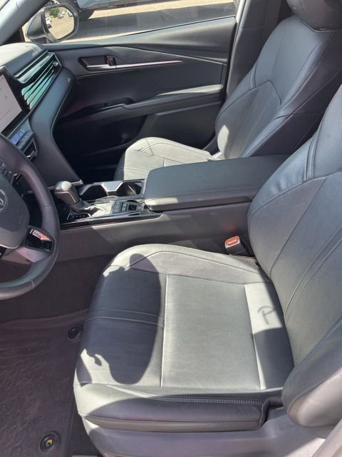Used 2025 Toyota Camry XSE AWD/4WD image 15