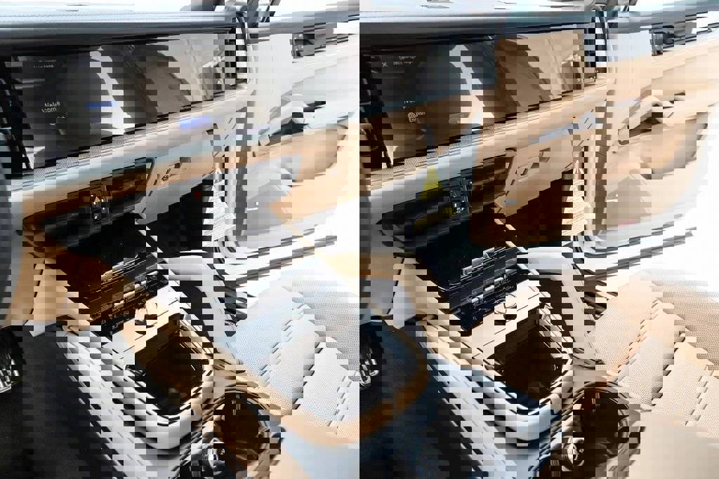 New 2026 Porsche Cayenne S image 50