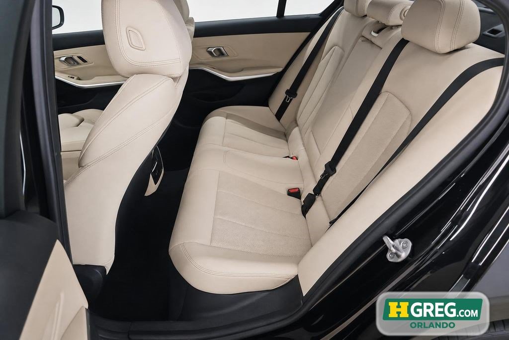 Used 2025 BMW 330i Sedan w/ Convenience Package RWD image 14