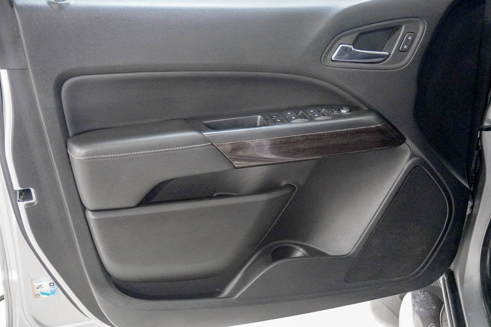 Used 2019 GMC Canyon SLE image 15