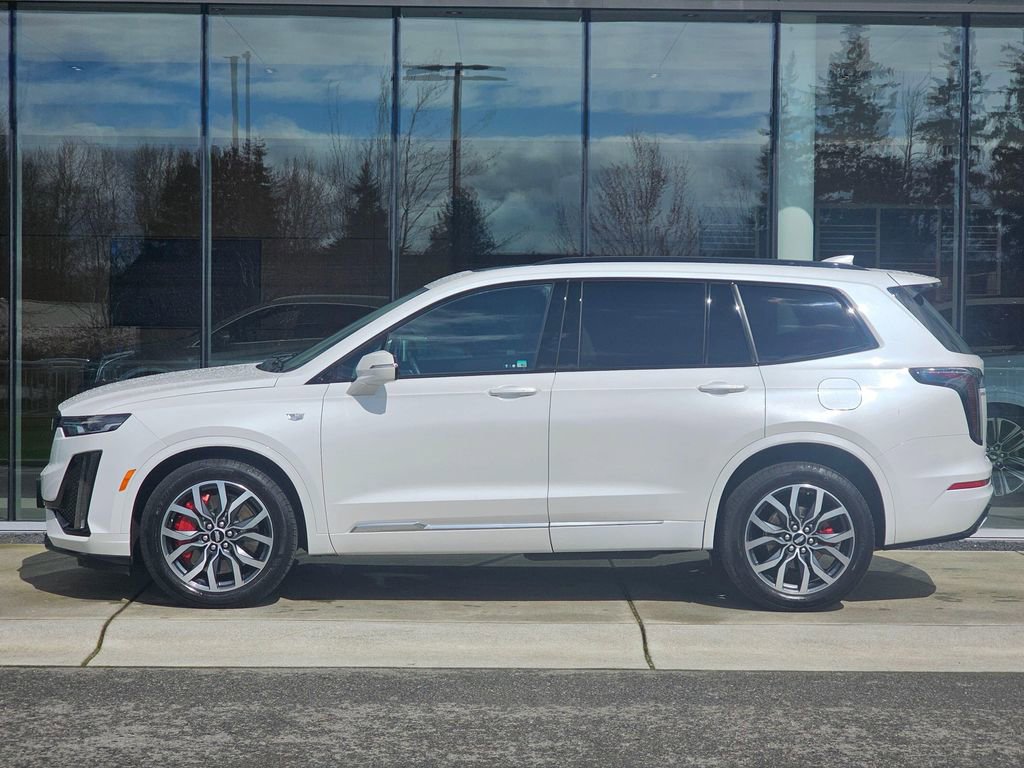 Certified 2023 Cadillac XT6 Sport image 2