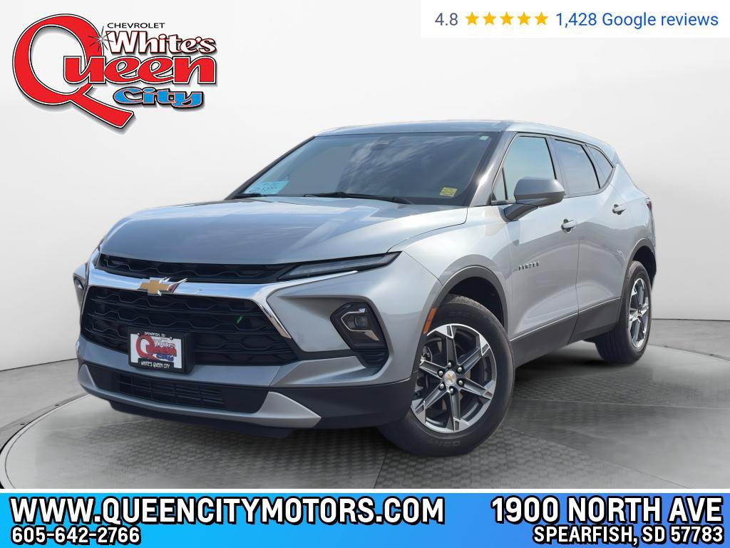 Certified 2025 Chevrolet Blazer LT AWD/4WD image 1