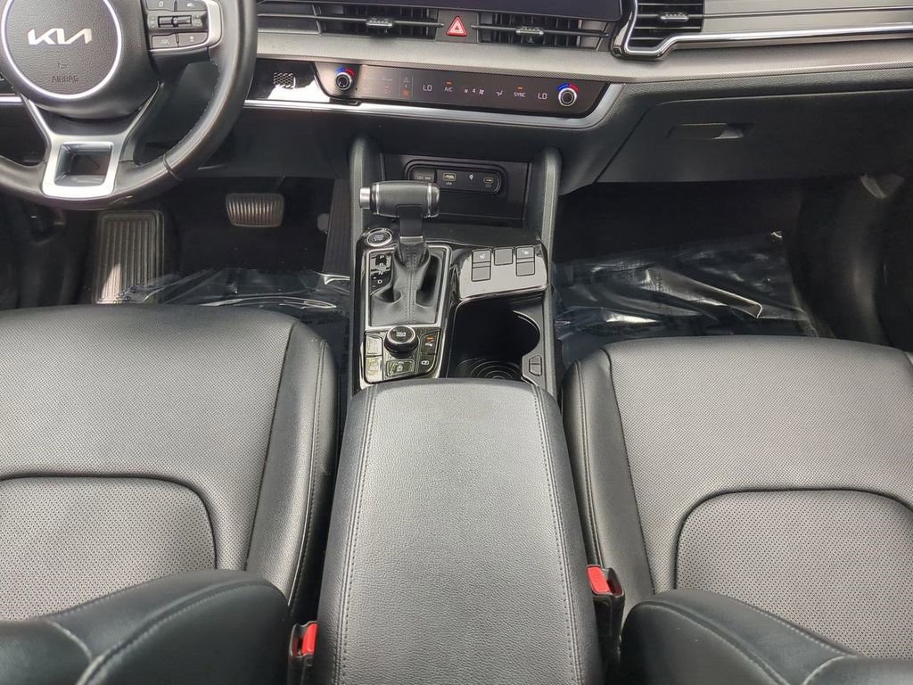 Used 2023 Kia Sportage SX image 19