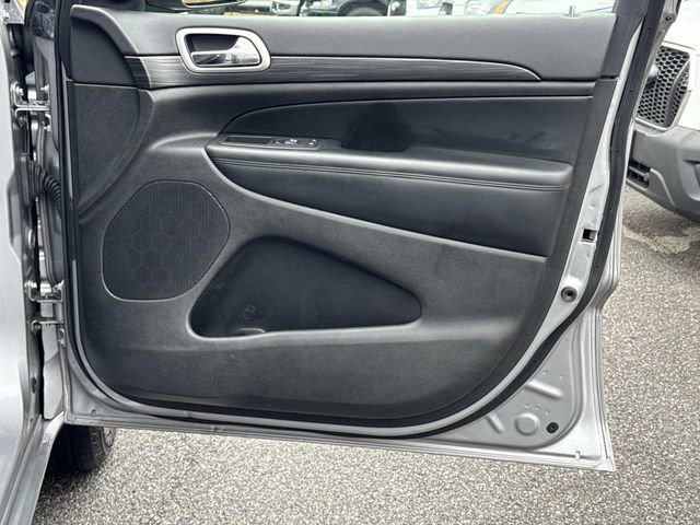 Used 2020 Jeep Grand Cherokee Altitude image 10