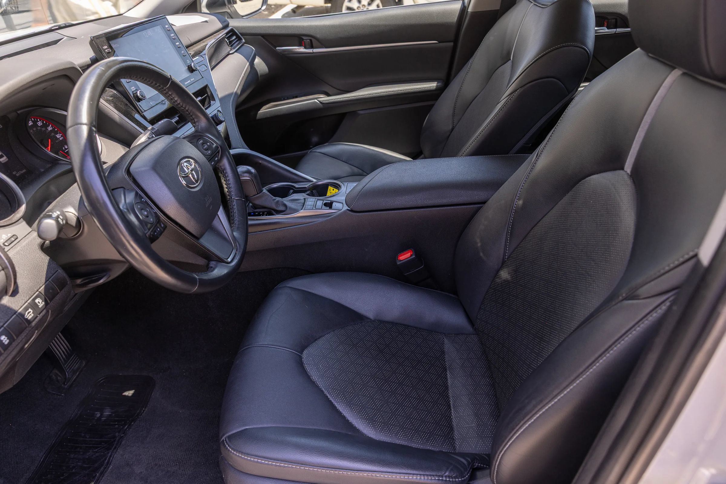 Used 2023 Toyota Camry XSE FWD image 20