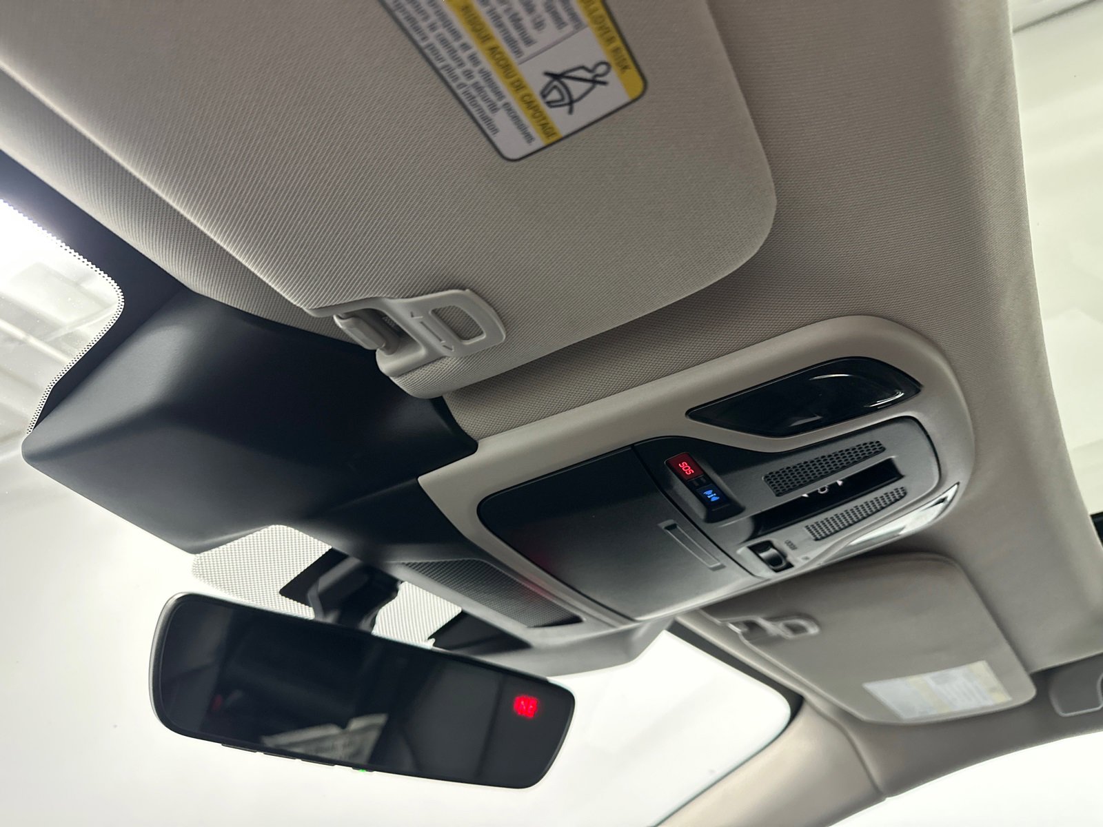 Used 2024 Subaru Outback Limited image 32