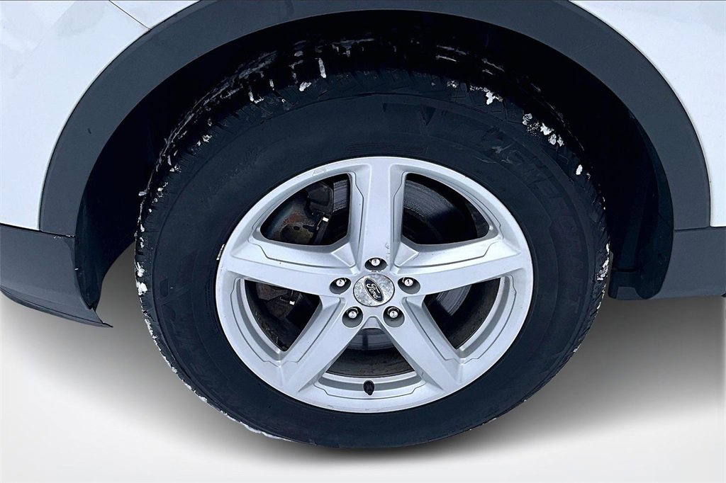 Used 2016 Ford Explorer XLT w/ Equipment Group 202A image 34