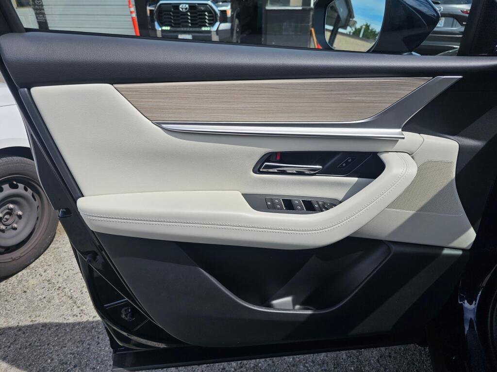 New 2026 MAZDA CX-90 Plug-In Hybrid w/ Premium Plus AWD/4WD image 24