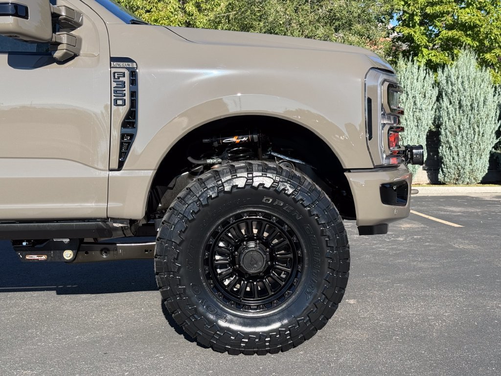 Used 2027 Ford F350 King Ranch w/ Tremor Off-Road Package AWD/4WD image 7