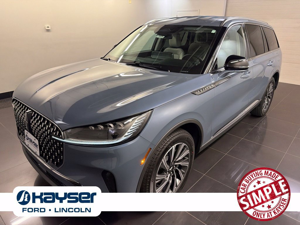 Certified 2026 Lincoln Aviator AWD image 3