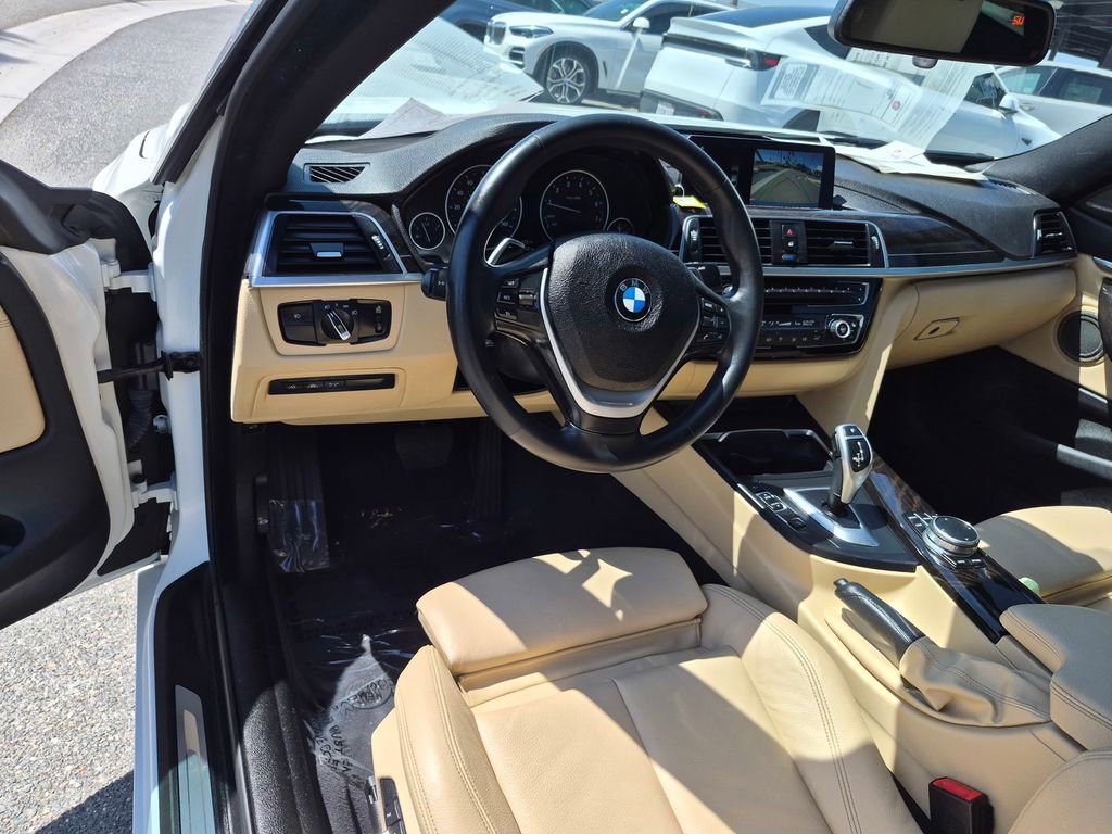 Used 2020 BMW 430i Coupe w/ Convenience Package image 22