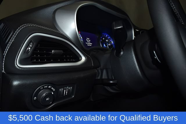 New 2026 Chrysler Pacifica Select w/ S Appearance Package FWD image 29