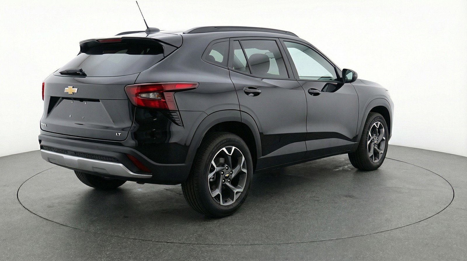 Used 2025 Chevrolet Trax LT w/ LT Convenience Package image 9