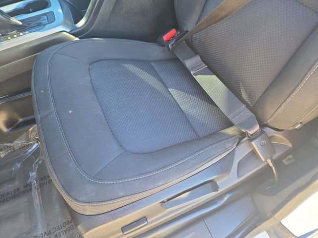 Used 2022 Chevrolet Colorado LT w/ Fleet Safety Package image 27