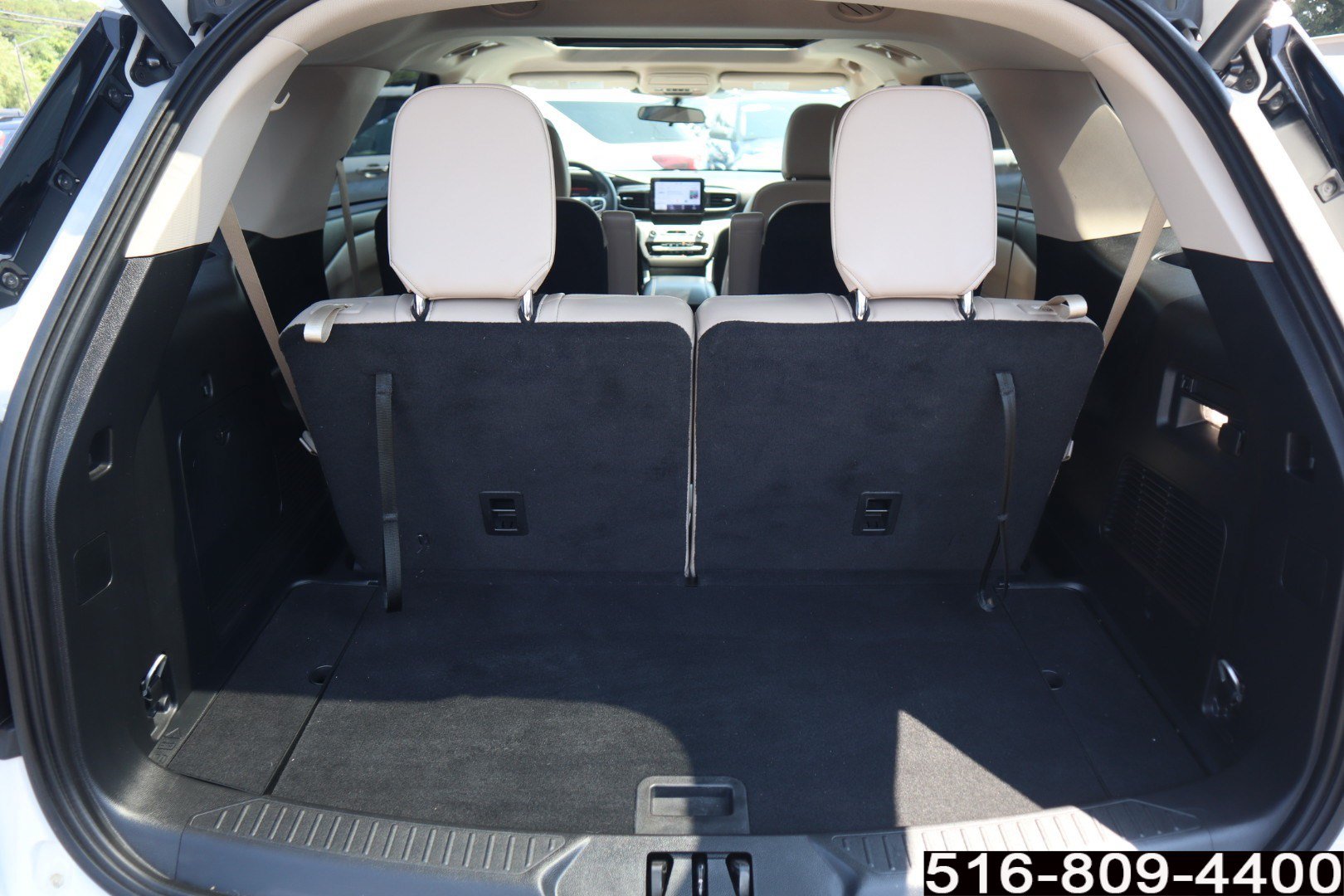 Used 2023 Ford Explorer XLT w/ Equipment Group 202A AWD/4WD image 28