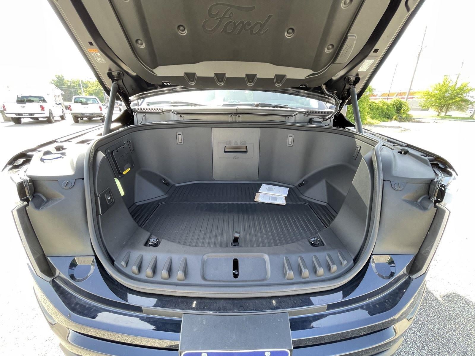 New 2025 Ford F150 Lightning Flash AWD/4WD image 50
