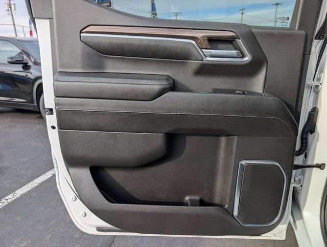 Used 2023 Chevrolet Silverado 1500 LT image 14