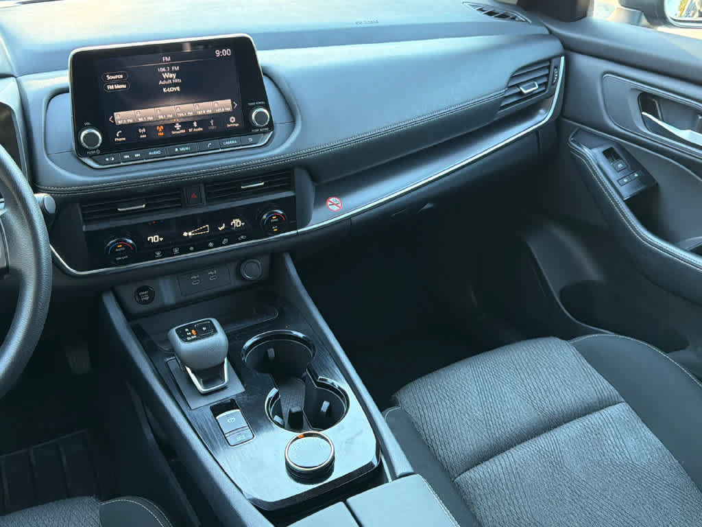 Used 2024 Nissan Rogue SV AWD/4WD image 26