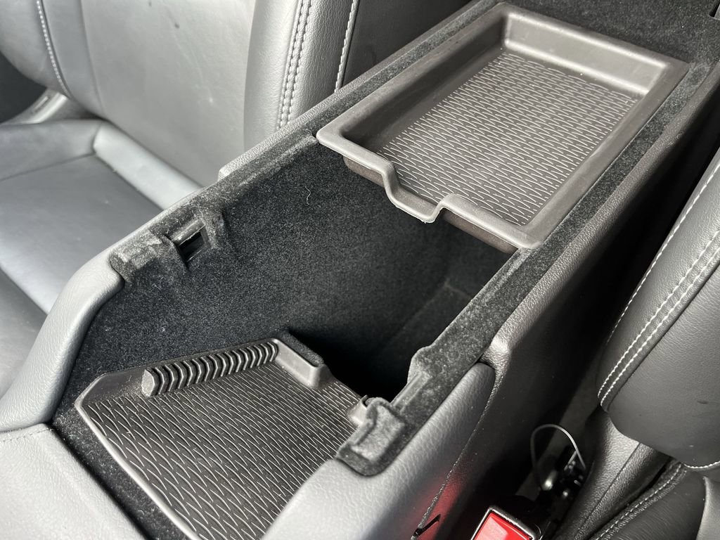 Used 2024 Cadillac XT4 Premium Luxury image 52