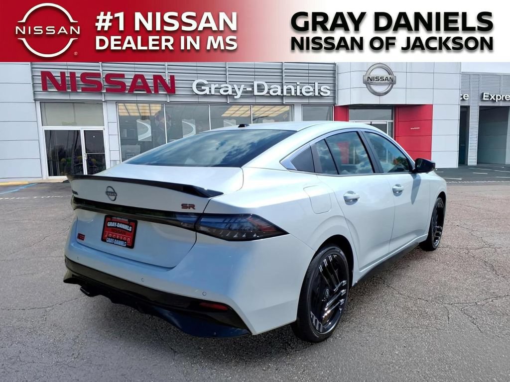 New 2026 Nissan Sentra SR w/ SR Premium Package FWD image 7
